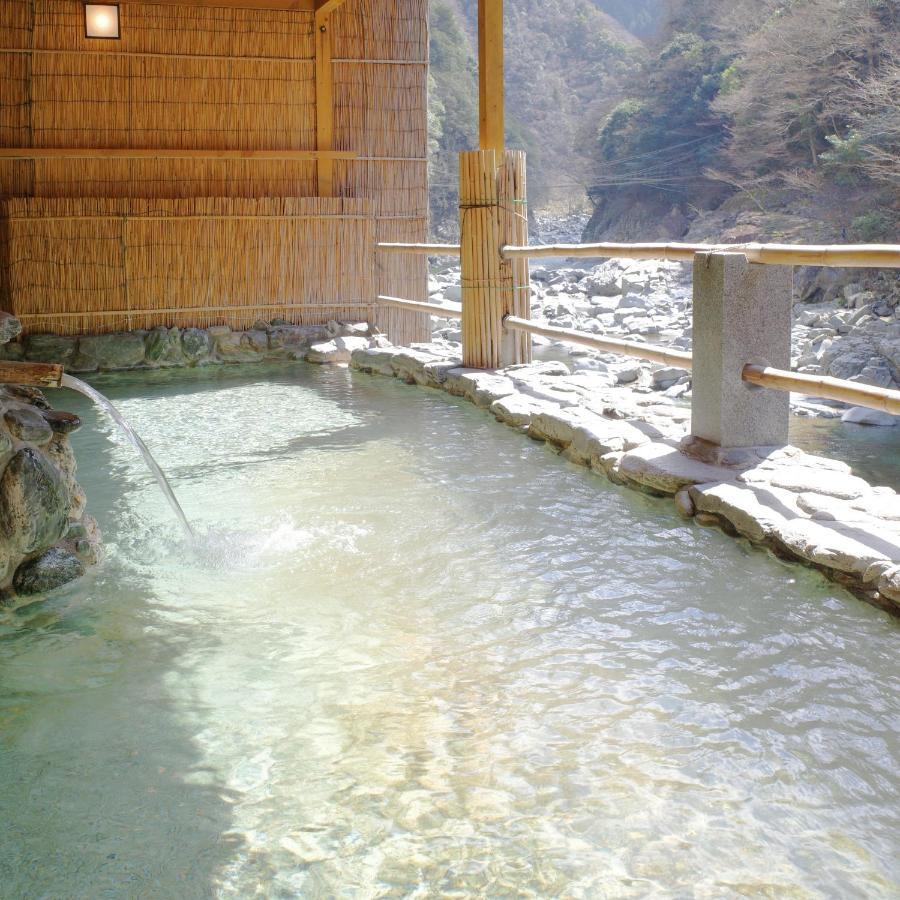 Отель Iya Onsen Миёси Экстерьер фото