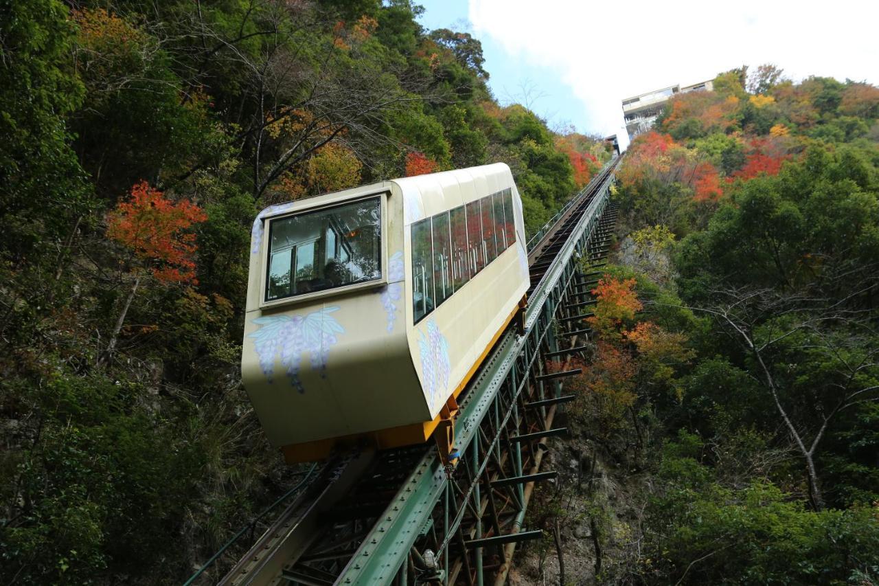 Отель Iya Onsen Миёси Экстерьер фото