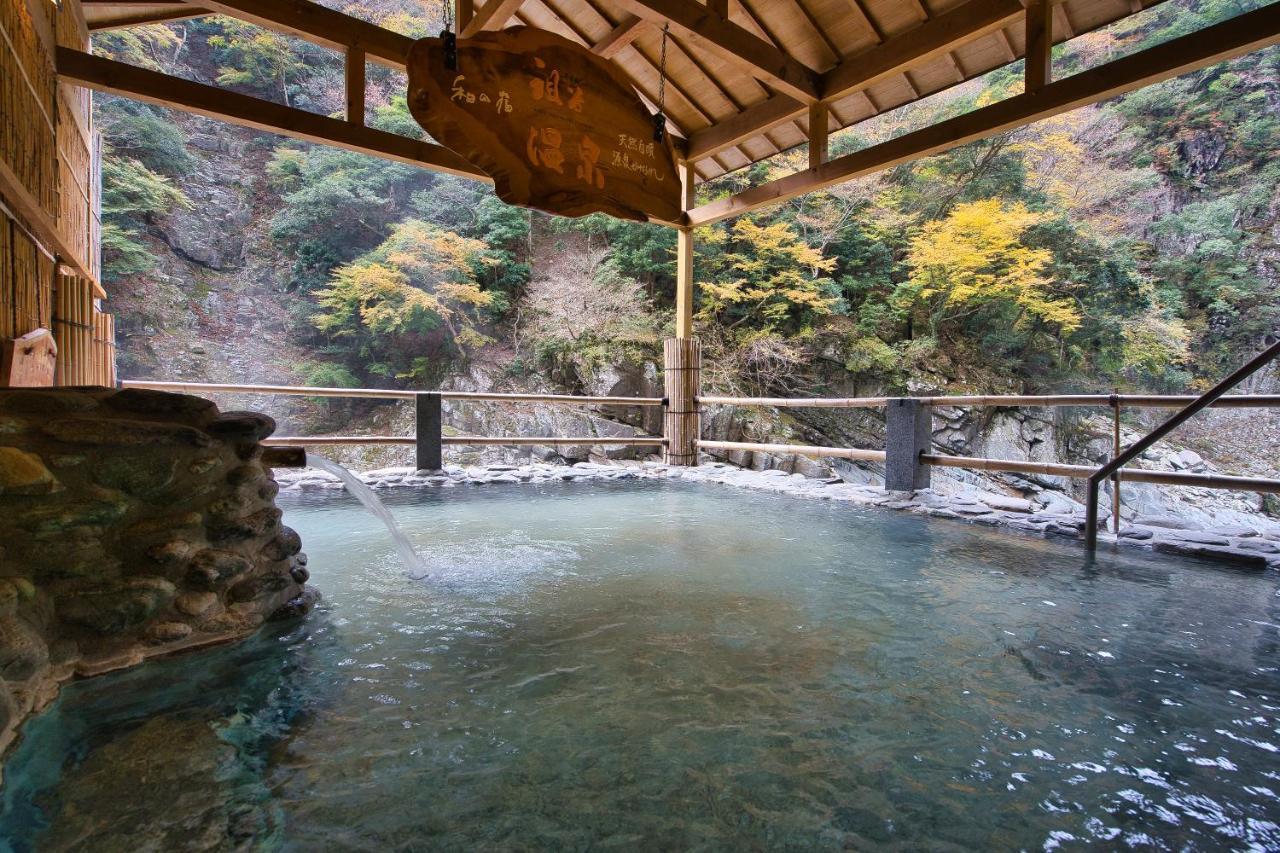 Отель Iya Onsen Миёси Экстерьер фото