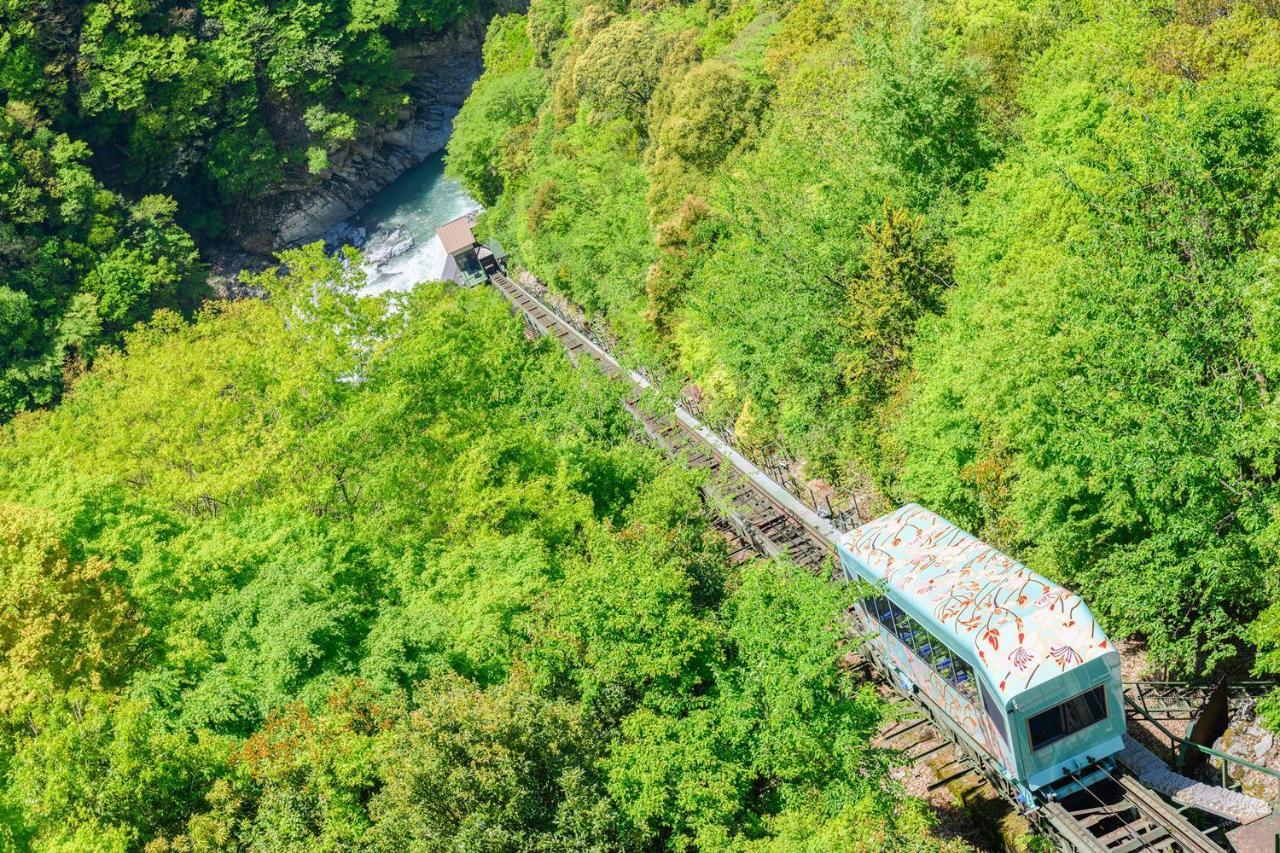 Отель Iya Onsen Миёси Экстерьер фото